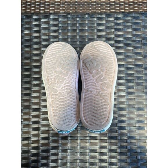 Native Jefferson Shoes junior size 4 - Picture 3 of 7